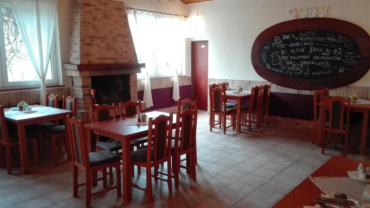 Penzion Maco Buchlovice Kültér fotó